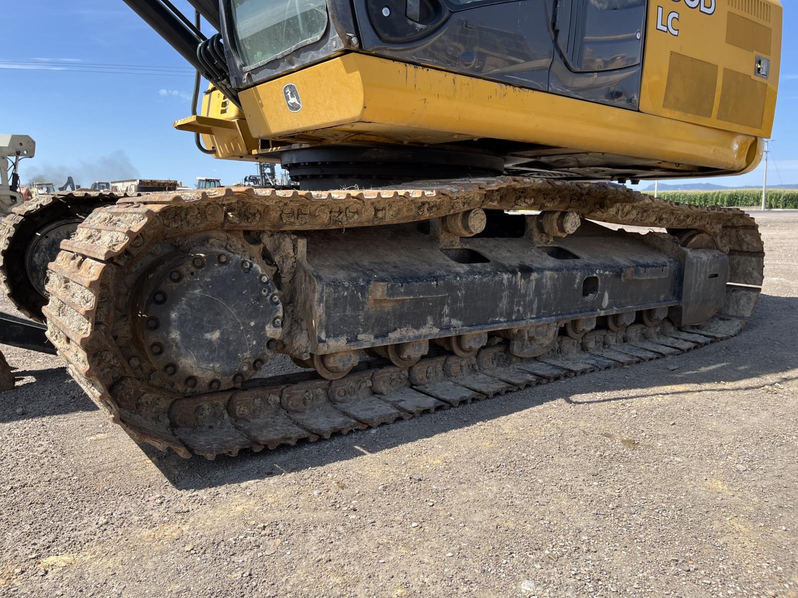 ./imagenes/INVOICE/2019/18272/JOHN DEERE 160D (7).JPG